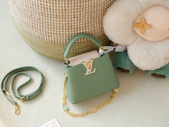 Túi L Capu Size Lớn 27cm Charm Xích Ổ Khóa