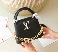 Túi L Capu Size Nhỏ 20cm Charm Xích Khóa