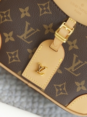 Túi L Deauville 45528 Size 20cm Có 2 hộp