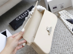 Túi Celine Triomphe Kẹp Nạch Khóa Bạc