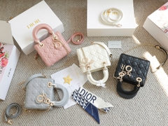 Túi Di Lady Da lì Khóa Vàng Size 17cm Ver2 F6677