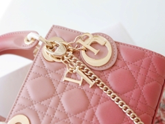 Túi Di Lady Ombre Da Lì Khóa Vàng Size 17cm Dây Bảng To Có 2 Hộp