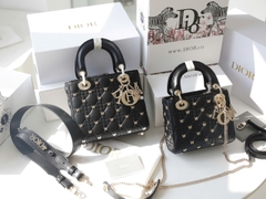 Túi D Lady Da Lì Khóa Vàng Size 20cm Charm Bướm
