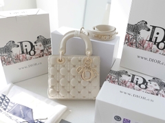 Túi D Lady Da Lì Khóa Vàng Size 20cm Charm Bướm