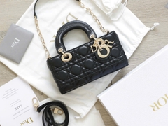Túi Di DJoy Da Lì Khóa Vàng Size 22cm có 2 hộp