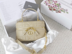 Túi Xách Di Caro Vanity Size 17x11 Có 2 hộp