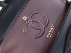 Túi Xách X Classic Da Trơn Khóa Vàng Size 25cm Có 2 hộp