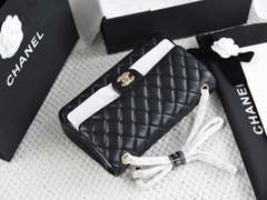 Túi Xách X Classic Da Trơn Khóa Vàng Size 25cm Có 2 hộp