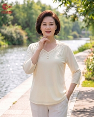 26021 - Áo Kiểu Tay Lỡ Cổ Tim Thêu Hoa Văn Đính Đá Thanh Lịch