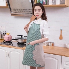Tạp Dề Kẻ Sọc Có Túi Và Khăn Lau 2 Bên Có Túi A1542