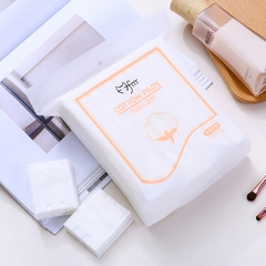 Bông Tẩy Trang 222 Miếng Cotton Pads Vệ Sinh Da Mặt A0842