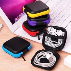 Hộp Đựng Tai Nghe Cáp Sạc Hình Vuông- Mã Mới A1153