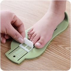 Thước Đo Kích Thước Bàn Chân Bé Chọn Size Giày Phù Hợp A2154