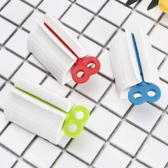 Dụng Cụ Cuộn Ép Nặn Kem Đánh Răng - Mới A2334