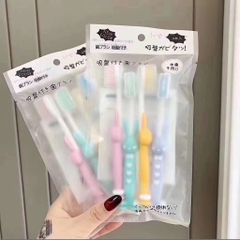 Sét 4 Bàn Chải Đánh Răng Hình Thú Cho Bé Cái Siêu Mềm Kèm Túi Zip A3632