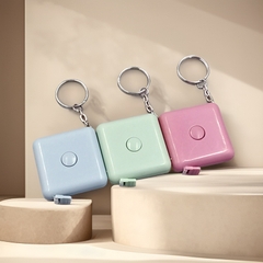 Thước dây vuông đo eo đo quần áo mini 1,5m hình vuông có móc khóa, thước đo chiều cao cơ thể L0644