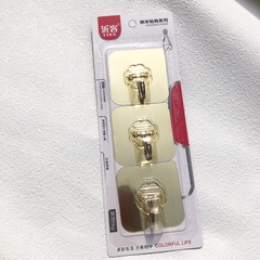 Vỉ 3 Móc Dán Tường Cao Cấp Siêu Dính Chịu Lực Tốt Treo Tường Chắc Chắn 6x6 cm A2534