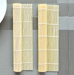 Dụng cụ làm sushi cơm cuộn hàn quốc rèm tre cuốn sushi rong biển cuộn cơm A1751