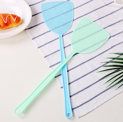 Vợt đập ruồi đập muỗi cán dài bằng nhựa dẻo, vợt đuổi ruồi muỗi tránh ô nhiễm lây bệnh L1311