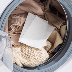 Bịch 50 miếng giấy thấm màu giặt quần áo hỗn hợp ngăn ố màu, giấy giặt ngăn quần áo bị nhiễm màu L1443