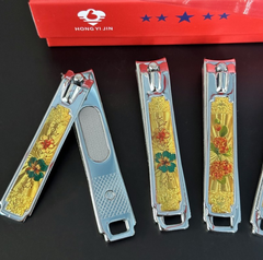 Kềm cắt móng tay hình hoa vàng cỡ lớn, đầu dẹt, bề mặt màu vàng A1342