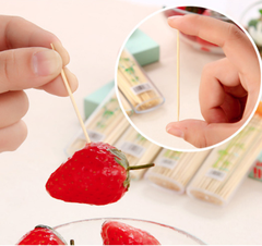 Hộp Tăm tre mini du lịch, xiên tre cầm tay khi đi du lịch dã ngoại A5221