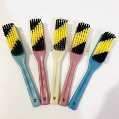 Bàn chải đánh giày cán dài hai tông màu, bàn chải đánh giày cán nhiều màu L2022