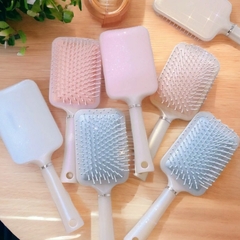 Lược Chải Tóc Massage Gỡ Rối Có Đệm Khí Màu Sắc Ánh Nhũ Lấp Lánh Siêu Đẹp A4832
