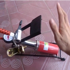 Bơm Hơi Đạp Chân Cho ÔTÔ , Xe Máy, Xe Đạp, Bơm Bong Bóng Đa Năng A4411