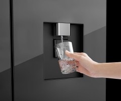 Tủ lạnh Panasonic inverter 621 lít PRIME+ Edition NR-XY680YMMV 2023