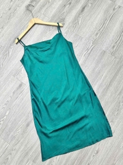 Đầm 2 dây lụa latin