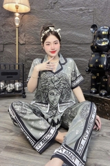 Đồ bộ tay ngắn túi nấp lụa latin