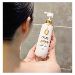Sữa Tắm Dưỡng Trắng Olay Radiance Vitamin C + B3 500g