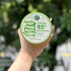 Gel nha đam dưỡng da Soothing & Moisture Aloe Vera 92% Soothing Gel 300ml