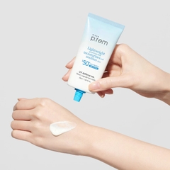 Kem chống nắng hóa học cấp ẩm mỏng nhẹ Make Prem UV defense me. Watery capsule sun cream 50ml