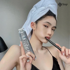 Kem Đánh Răng Marvis Whitening Mint Màu Bạc Làm Trắng Răng 85ml
