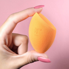 Mút Tán Kem Nền Quả Trứng Real Techniques Miracle Complexion