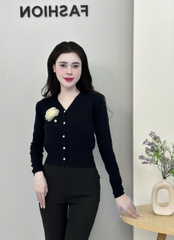 Áo Len Cúc Nẹp UK Fashion Công Sở Nữ Thanh Lịch, Nữ Tính Vải Mềm Mịn UKFAL2410010