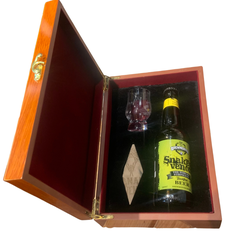 Hộp quà 1 chai bia Snake Venom + 1 Ly