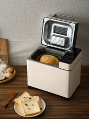 Máy làm bánh mì tự động 3 trong 1 Petrus PE9600WT