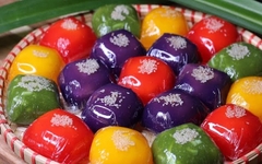 Bánh xu xê ngũ sắc là gì? Ý nghĩa từng màu và điểm khác biệt