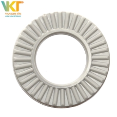 Nhiệt kế điện tử đo tai Omron TH839S