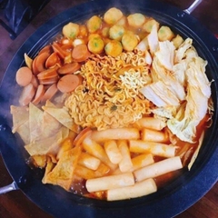 Set lẩu Tokbokki ( Khay 300gr )