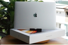 Macbook Pro i9 - 16Gb - 1Tb Late 2019 (MVVM2) Silver - Likenew