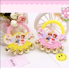 Đồ chơi xúc xắc lục lạc tay cầm có chuông