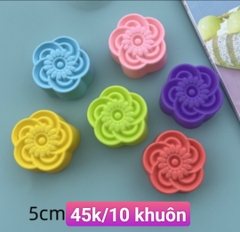 000531K4_Set Khuôn silicon Hoa Mai Xoay 5cm - 1 Bộ 10 khuôn