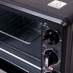Lò Nướng Đa Năng 18 Lít Comet CM6516