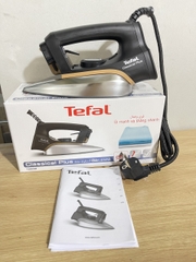 Bàn ủi khô tích hợp bình xịt nước Tefal FS3120L0