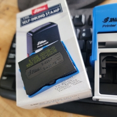 Hộp dấu chữ nhât 24*41mm S826 Shiny