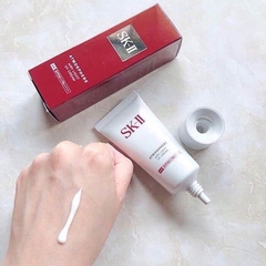 Kem Chống Nắng Cao Cấp Sk-II Atmosphere Airy Light Uv Emulsion SPF50/PA++++ 30g